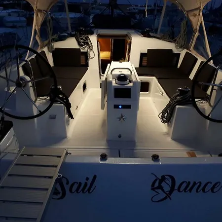 Sail Dance *